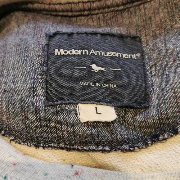 Large Crew Neck Sweater - Modern Amusement - Picture 6 of 6
